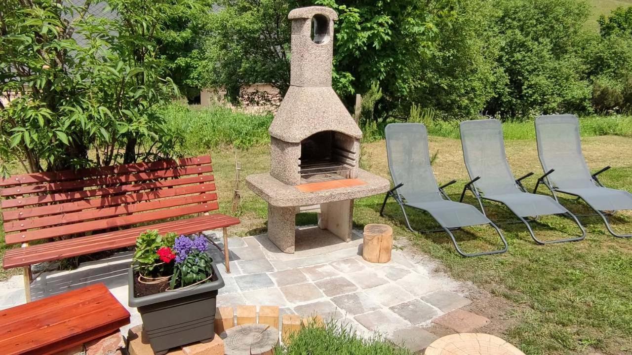 Holiday Home Moldava Buitenkant foto